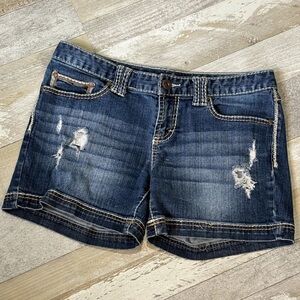 Women’s Maurices Distressed Jean Shorts - Size 7/8